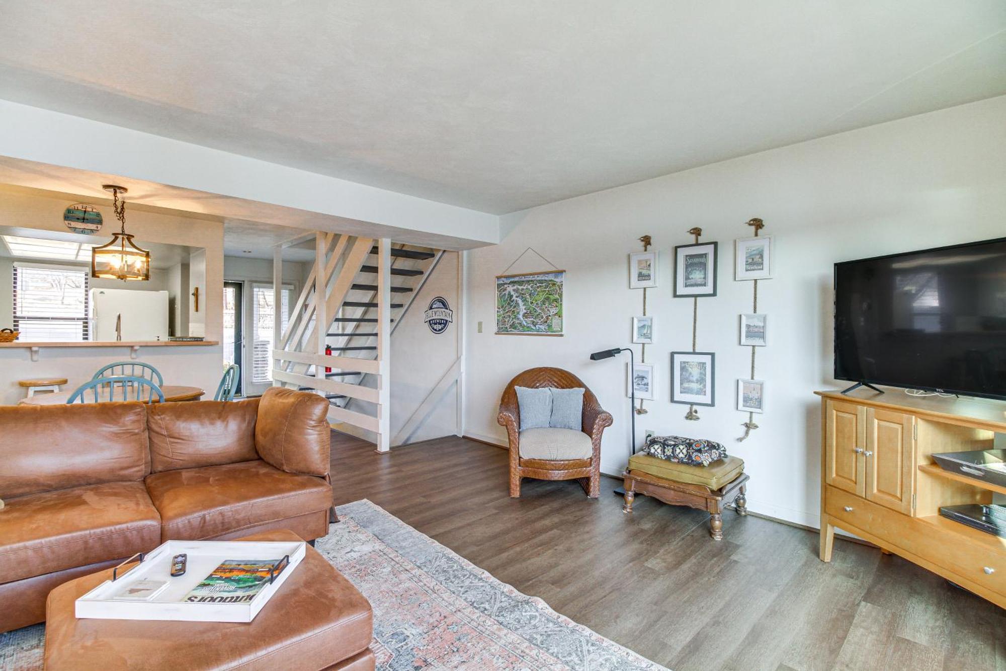 Lakefront Moneta Home With Community Boat Dock! ภายนอก รูปภาพ