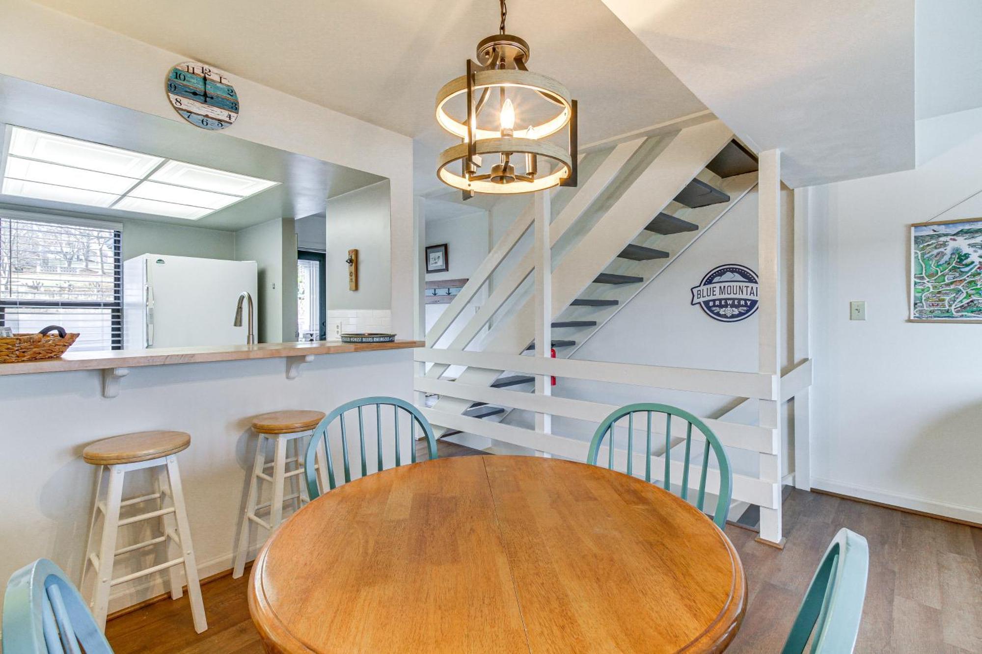 Lakefront Moneta Home With Community Boat Dock! ภายนอก รูปภาพ