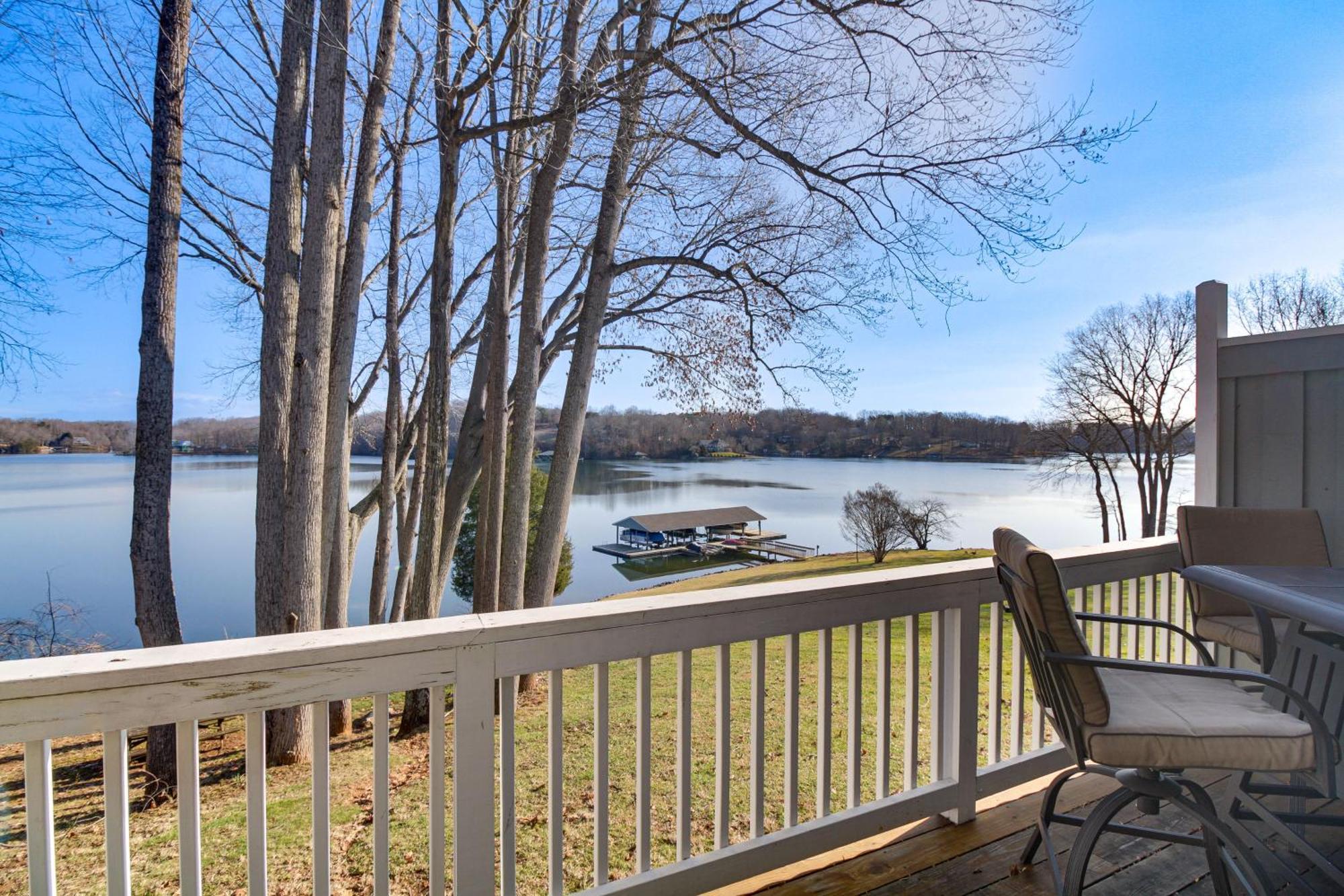 Lakefront Moneta Home With Community Boat Dock! ภายนอก รูปภาพ